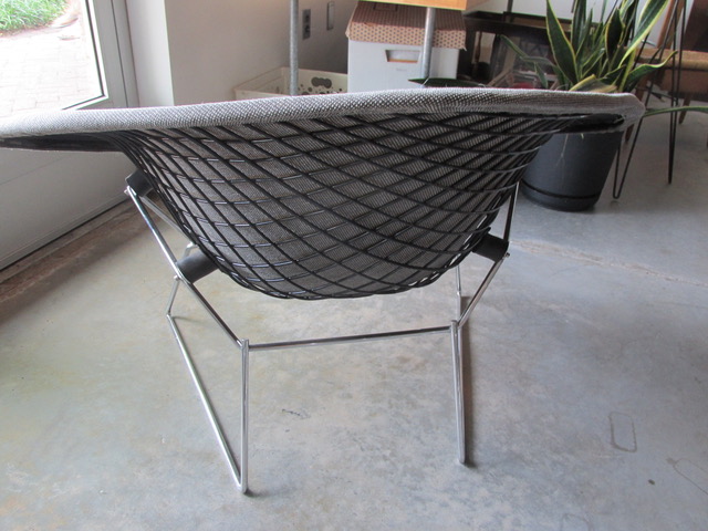 Bertoia Large Diamond Chair